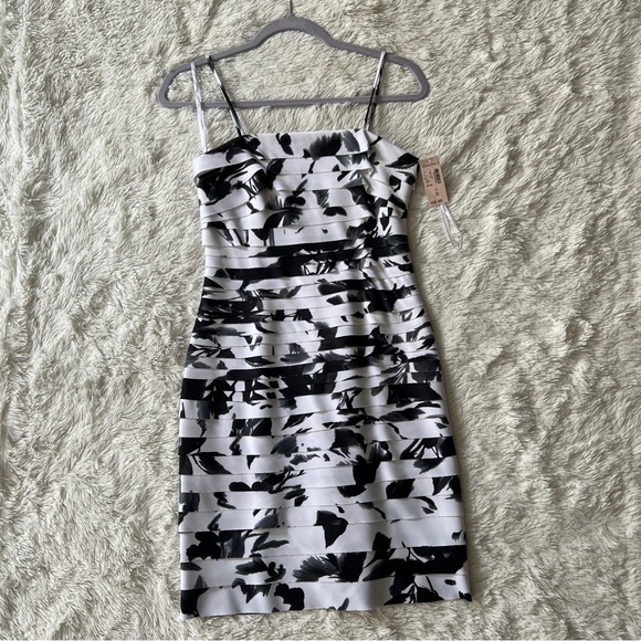 Cocktail Dress - Picture 6 of 9